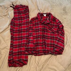 Women’s flannel pajama set size medium